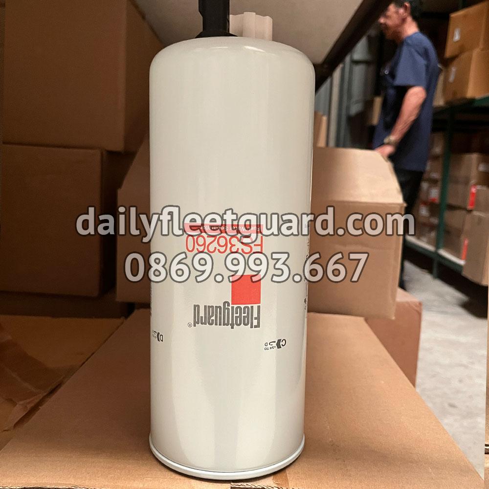 Lọc dầu tách nước động cơ FS36260